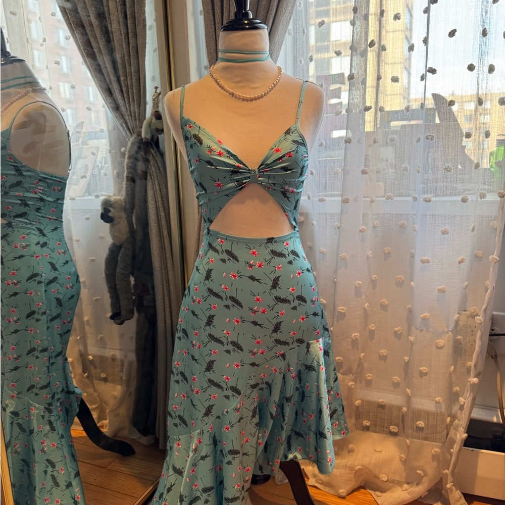 Pretty Little Thing NWT Aqua Blue Knot Cutout Asymmetrical Midi/Maxi Dress